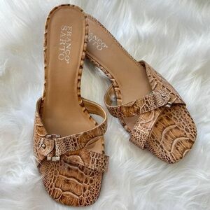 franco sarto sandals with crocodile pattern and silver buckle hardware! (6.5)